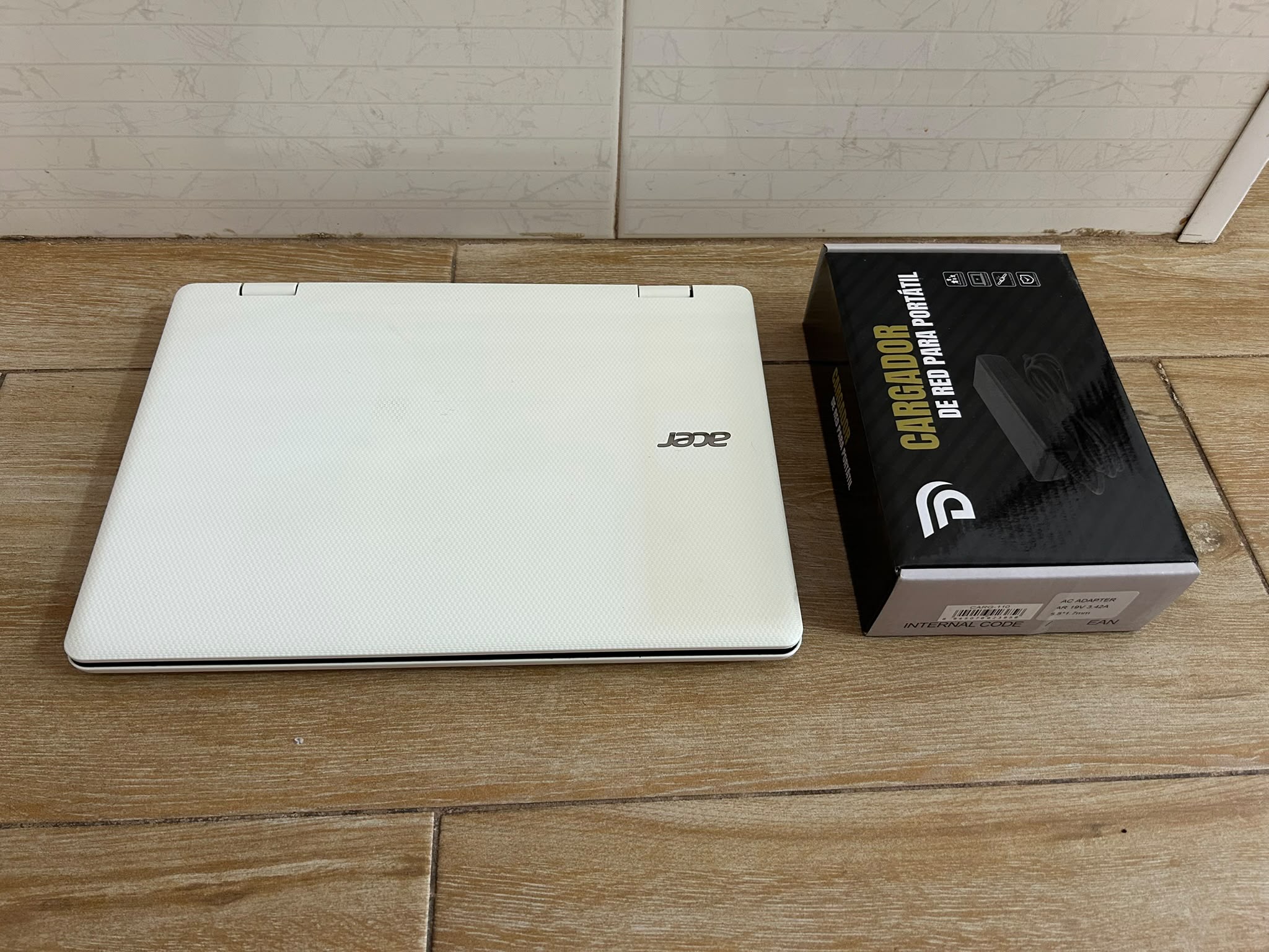 Portatil ACER - TABLET! Tactil! 8GB RAM! - Imagen 4