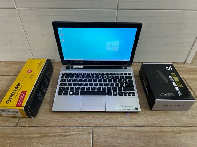 Portatil ACER MINI, BATERIA NUEVA!