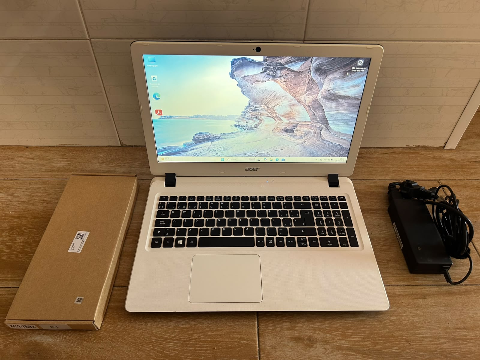 Portatil ACER, 8GB RAM! 1120GB ALMACEN! - Imagen 2