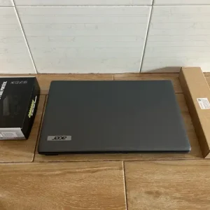 Portatil ACER, CORE I3! 8GB RAM! BATERIA